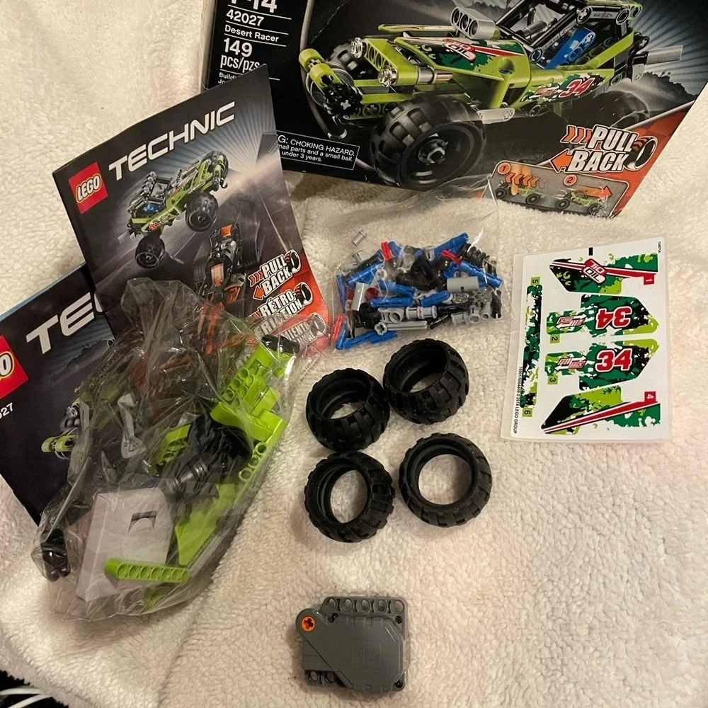 LEGO Technic Desert Racer - Green and Black
